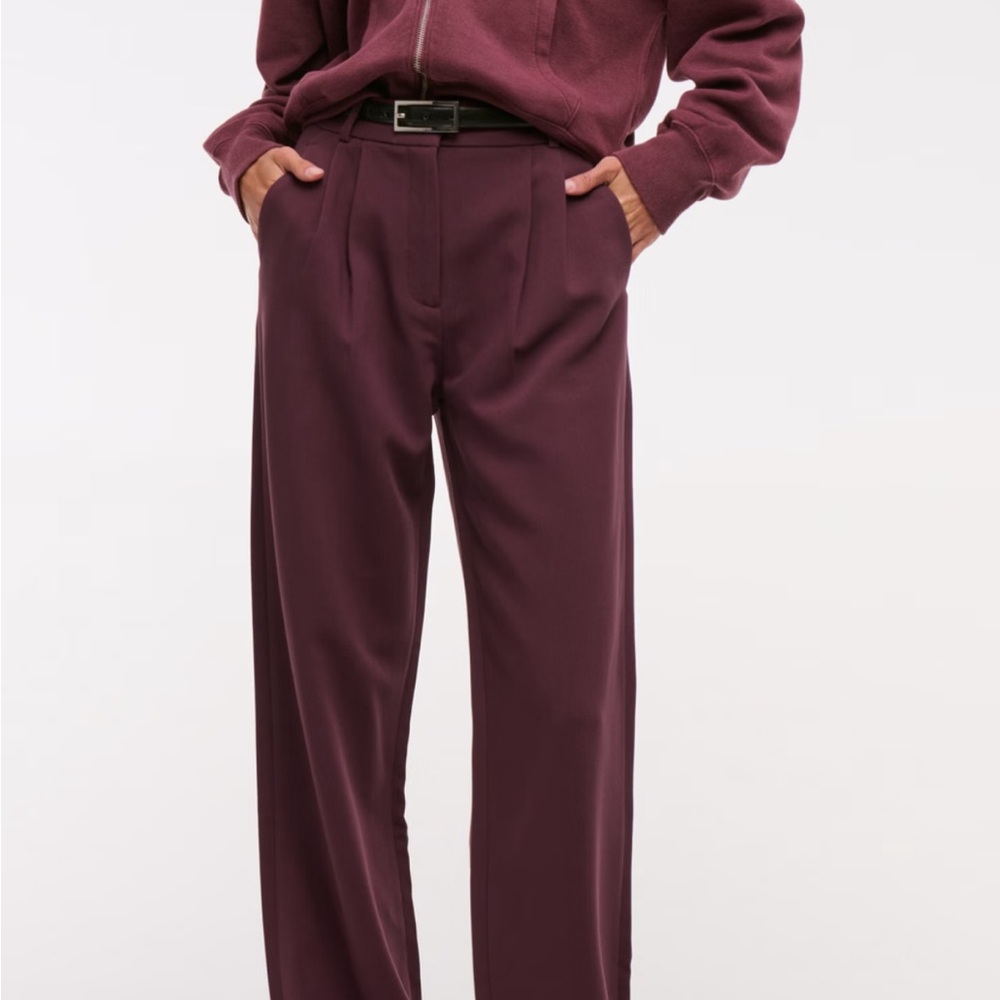 NEW 24 regular Abercrombie & Fitch Women's Wide-Leg Trousers in Plum